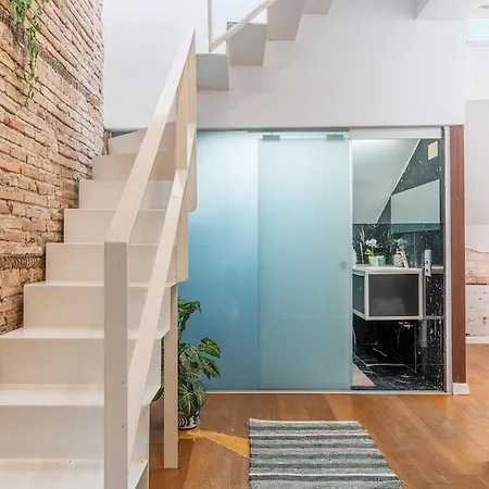 Apartment Atico Duplex Con Dos Terrazas Y Solarium En Plena Carrera De La Virgen