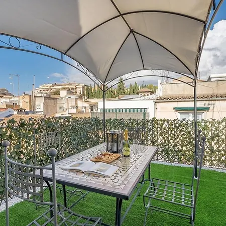 Apartment Atico Duplex Con Dos Terrazas Y Solarium En Plena Carrera De La Virgen