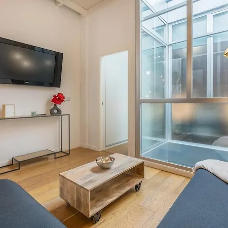 Atico Duplex Con Dos Terrazas Y Solarium En Plena Carrera De La Virgen * Granada