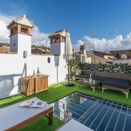 Apartment Atico Duplex Con Dos Terrazas Y Solarium En Plena Carrera De La Virgen Granada