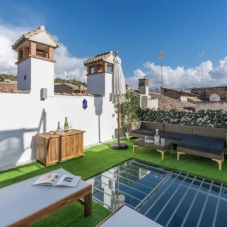 Apartment Atico Duplex Con Dos Terrazas Y Solarium En Plena Carrera De La Virgen Granada