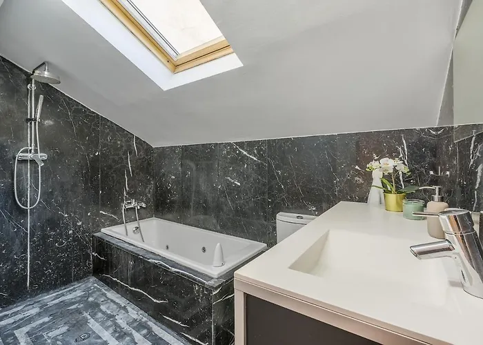 Atico Duplex Con Dos Terrazas Y Solarium En Plena Carrera De La Virgen 公寓 格拉纳达