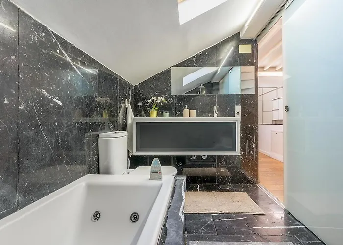 Atico Duplex Con Dos Terrazas Y Solarium En Plena Carrera De La Virgen 公寓 *